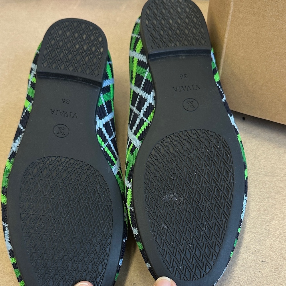 VIVAIA Green and Navy Patterned Loafers - Picture 3 of 6